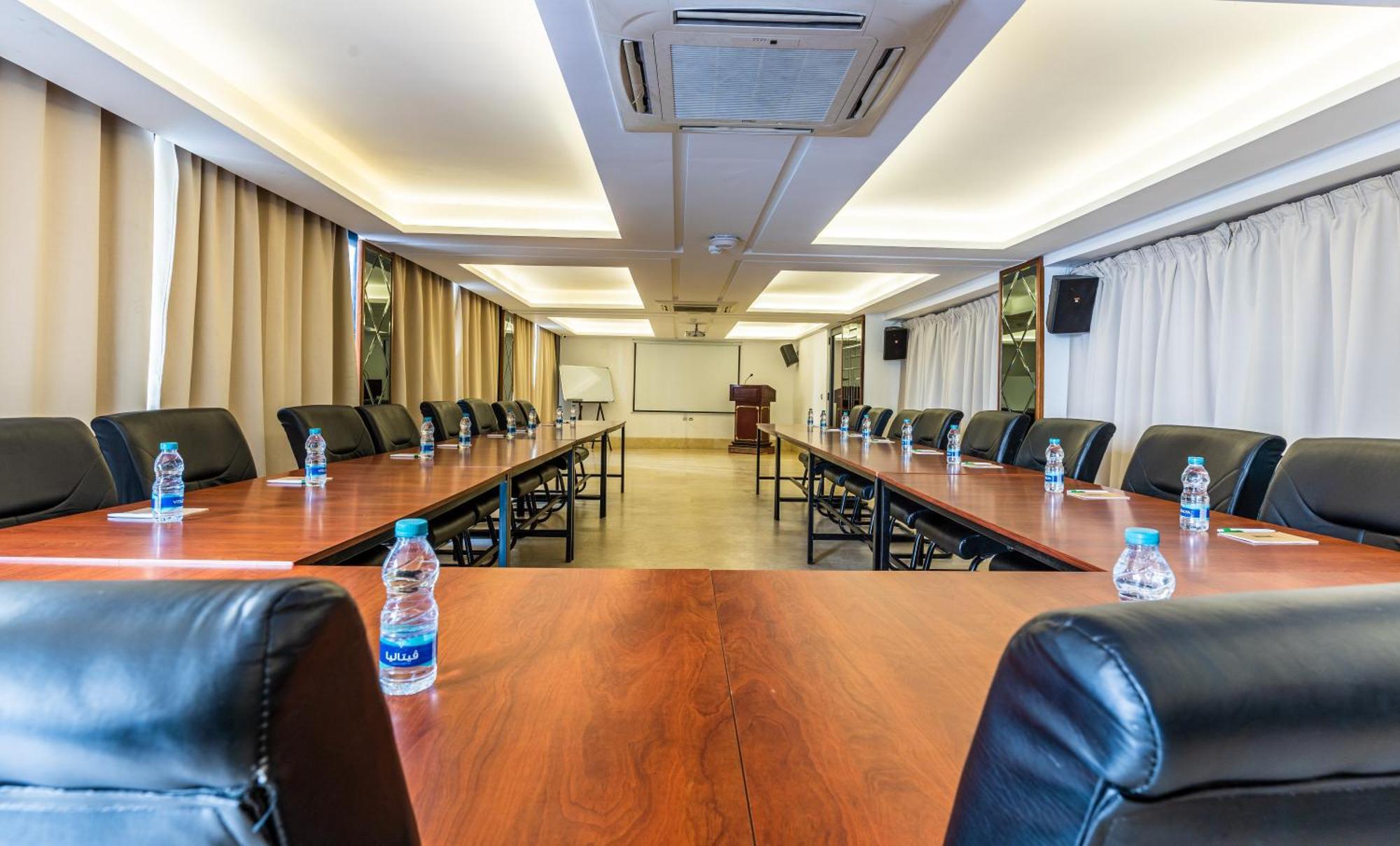 One Hotel Casablanca Kültér fotó Meeting room