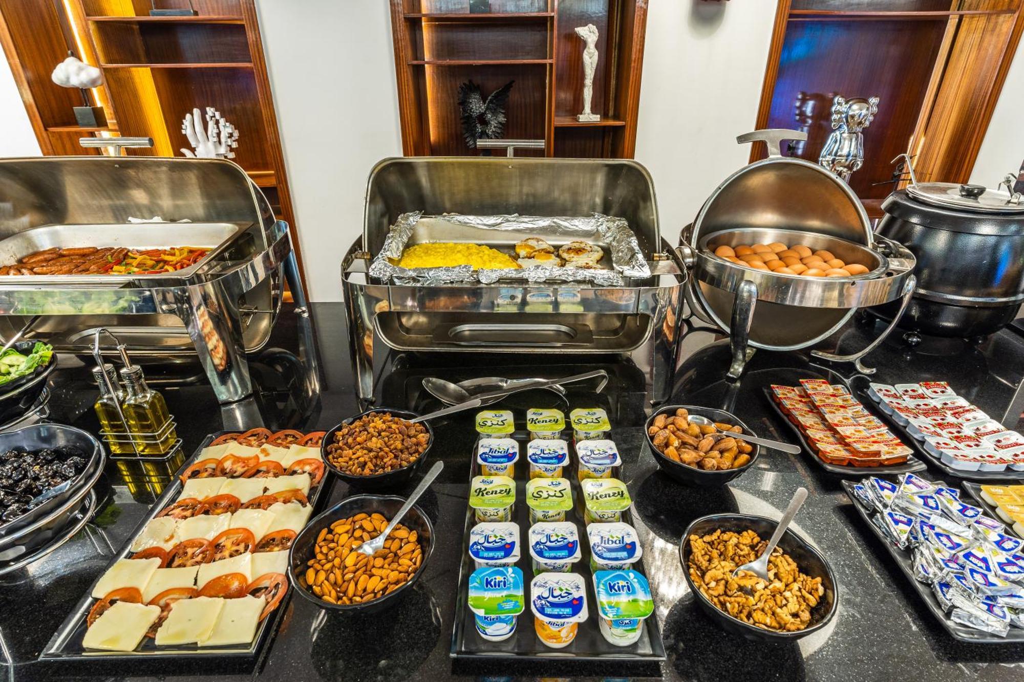 One Hotel Casablanca Kültér fotó A breakfast buffet at a hotel